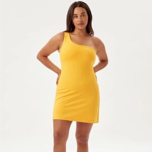 GIRLFRIEND Collective Citrine Bianca One Shoulder Dress.